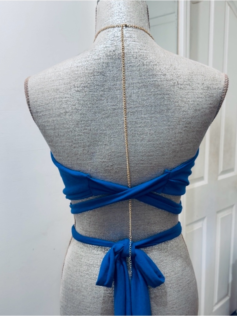LA Halter Wrap Crop Top - Picture 2 of 3